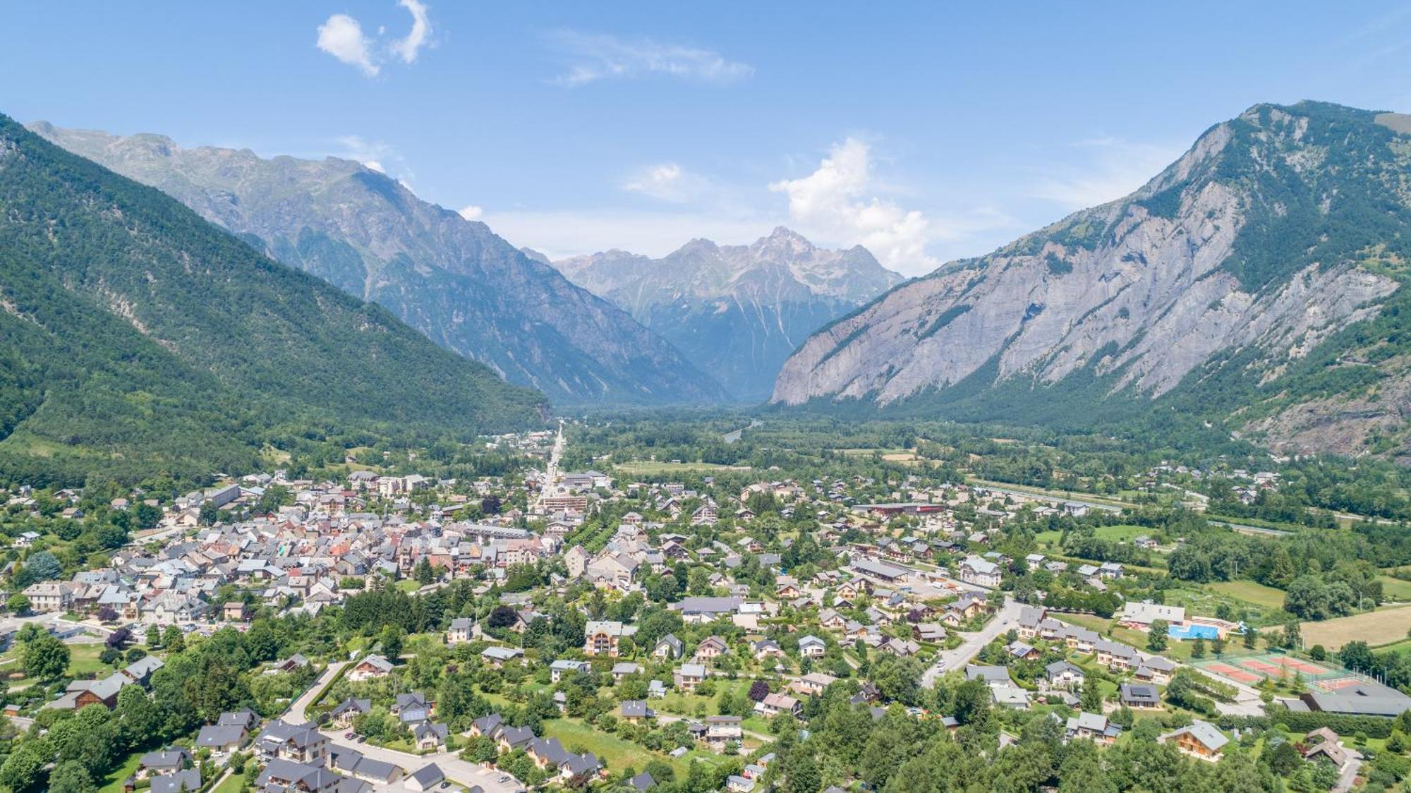Hotel Camping Le Colporteur Le Bourg-dʼOisans Exterior foto