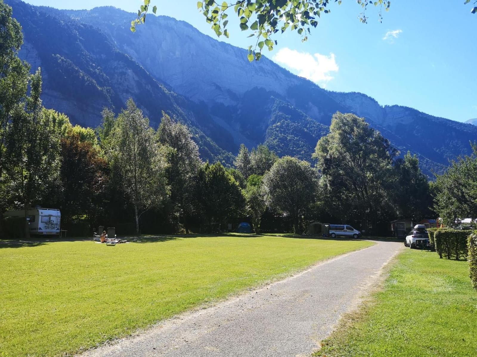 Hotel Camping Le Colporteur Le Bourg-dʼOisans Exterior foto